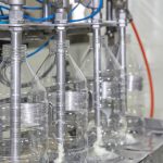 Máy chiết rót từ dưới lên là gì?